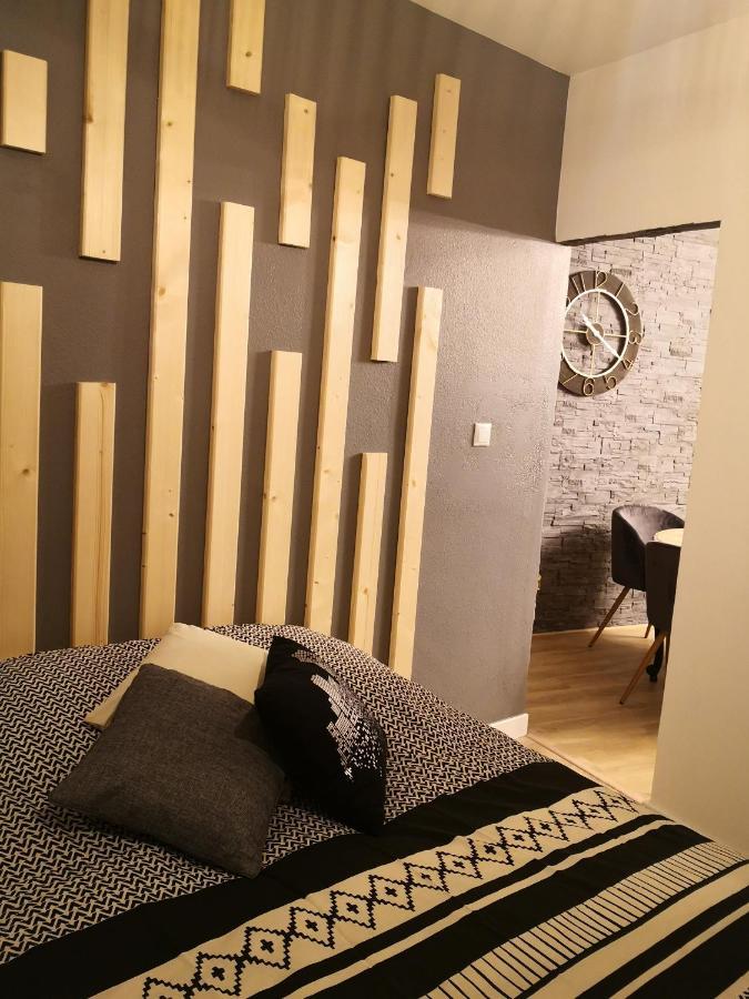 אביניון Logement Entier 78 M2, 7 Pers Cosy Et Spacieux Proche Du Centre-Ville Et De La Gare מראה חיצוני תמונה