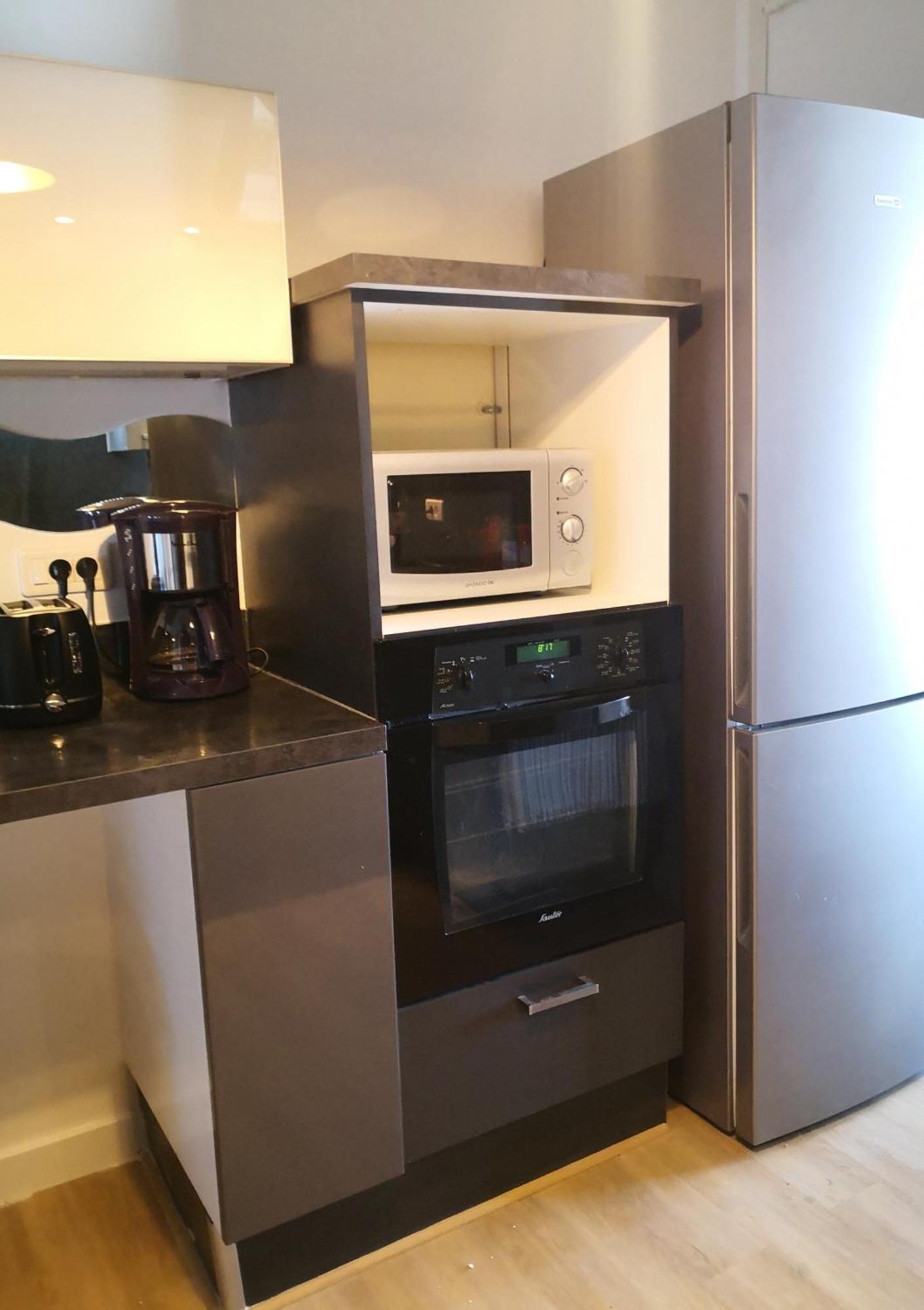 אביניון Logement Entier 78 M2, 7 Pers Cosy Et Spacieux Proche Du Centre-Ville Et De La Gare מראה חיצוני תמונה